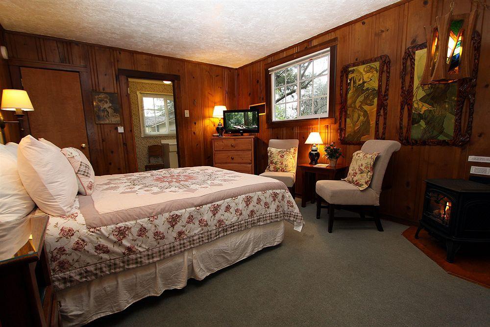 Fern Grove Cottages Ґернвілл Екстер'єр фото